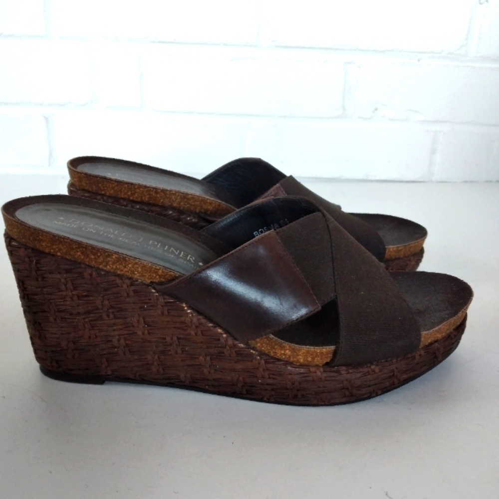 Donald Pliner Wedges brown 7.5M